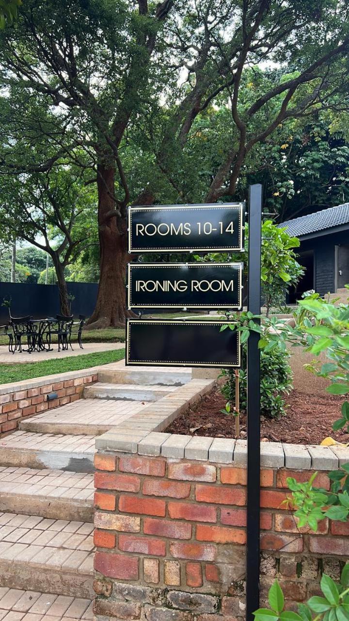 The Bohemian Guesthouse Tzaneen Exteriör bild