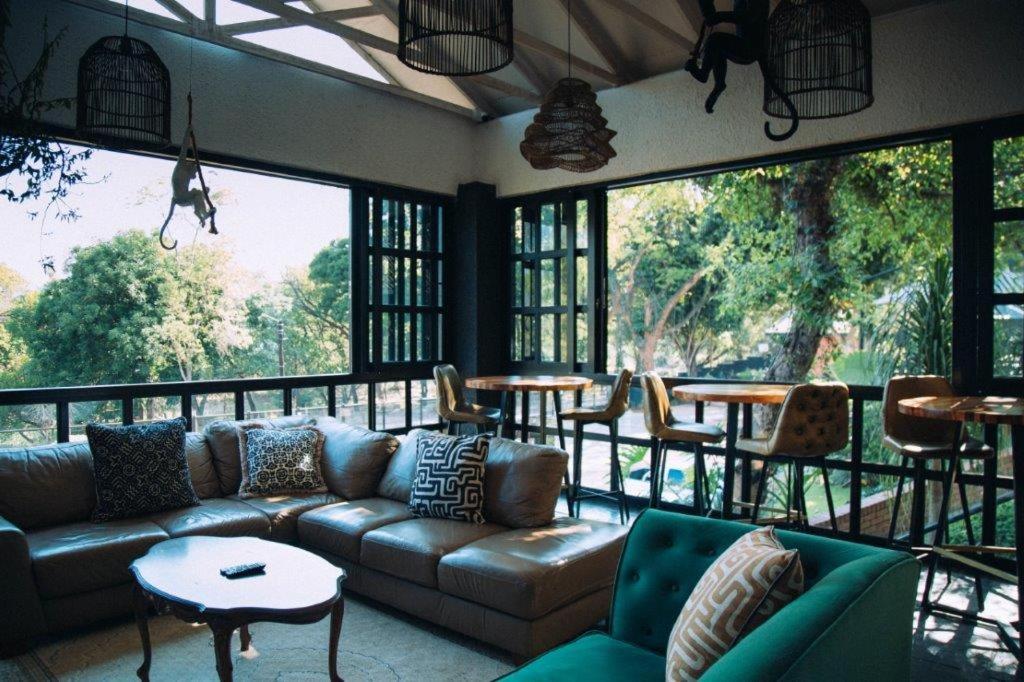 The Bohemian Guesthouse Tzaneen Exteriör bild